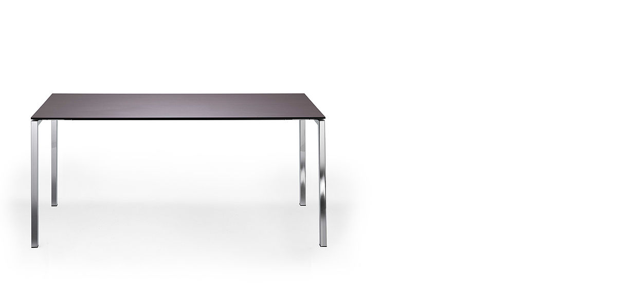Tisch 206 | Vierkant-Stahlrohrgestell