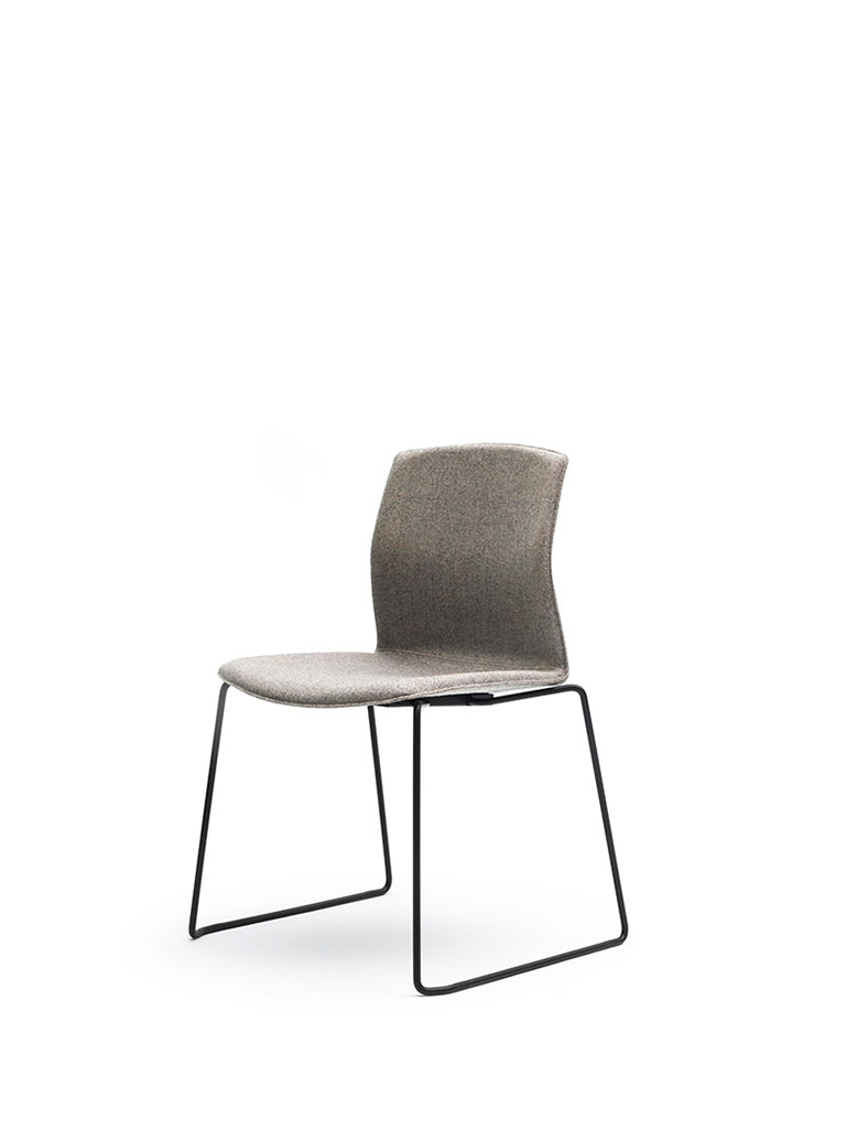 AKABA | Kabi Wire | skid-base chair | fully upholstered